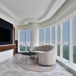Executive King Suite
